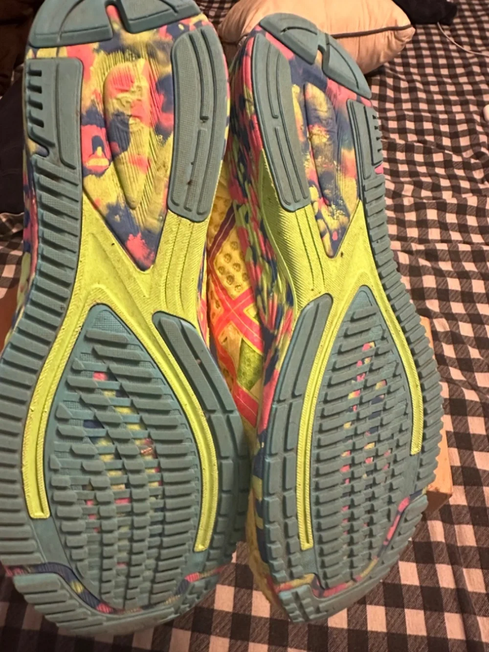 ASICS - Picture 3 of 3